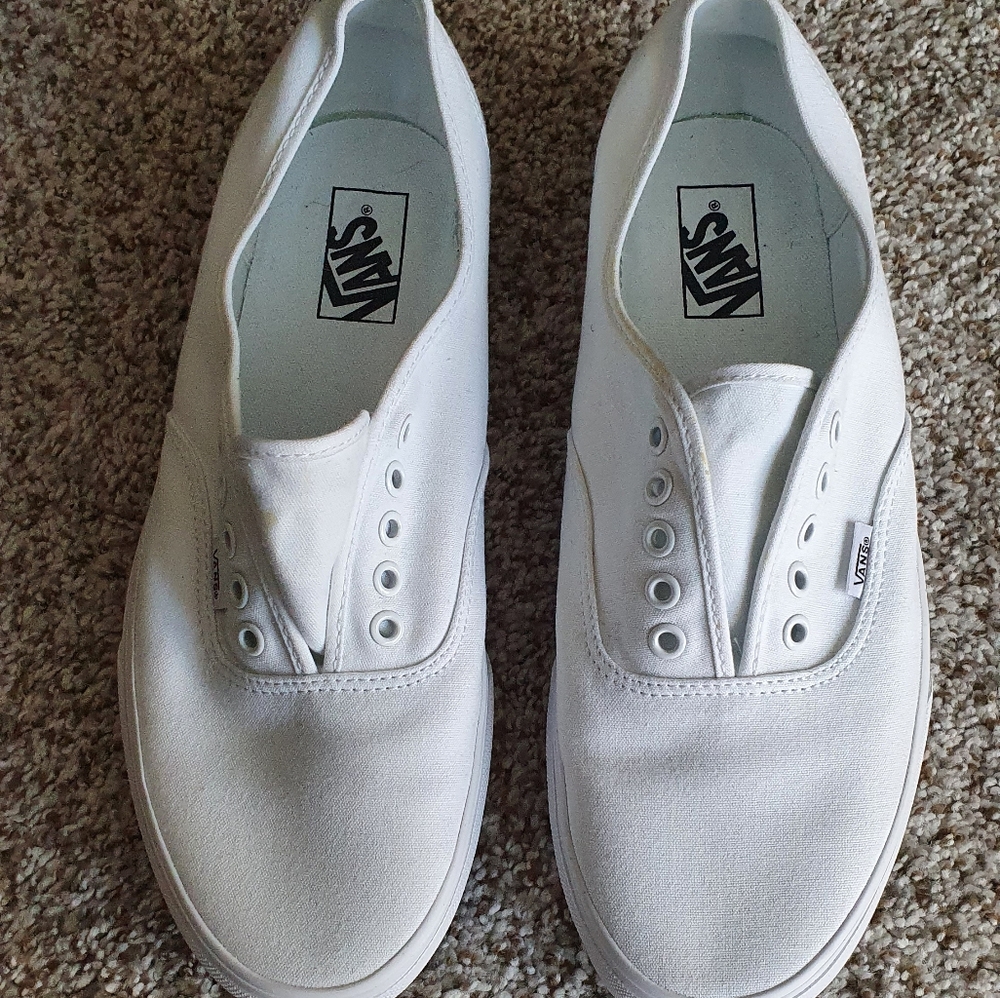 Skate shoes